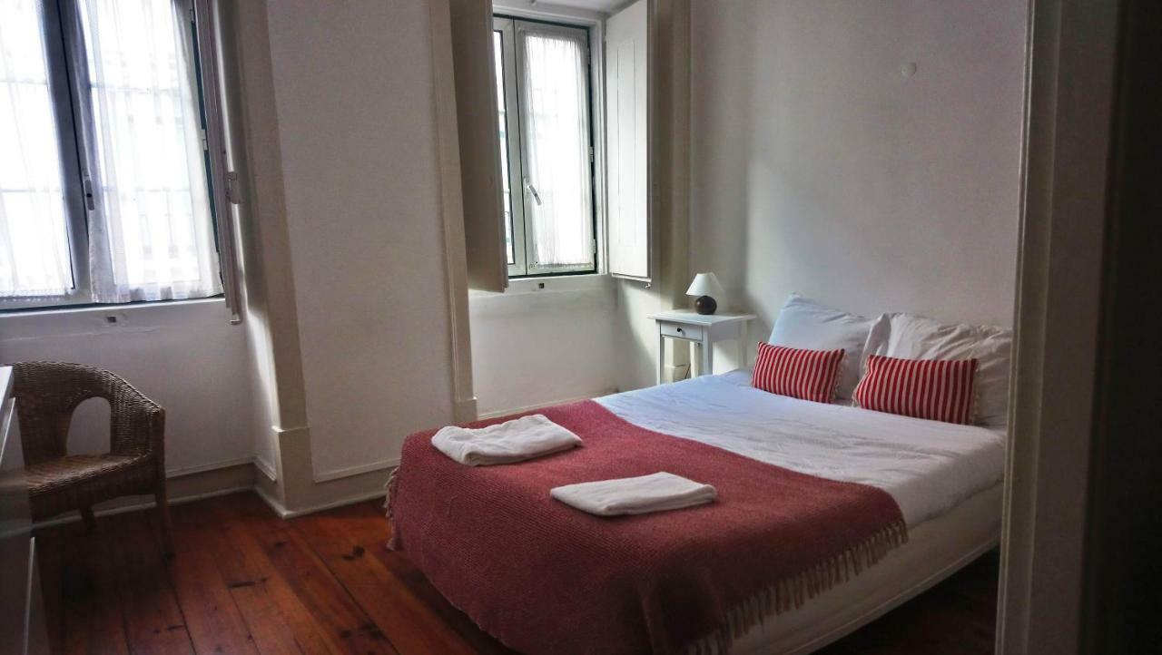 Stunning Apartment Near Chiado Lisboa Eksteriør billede